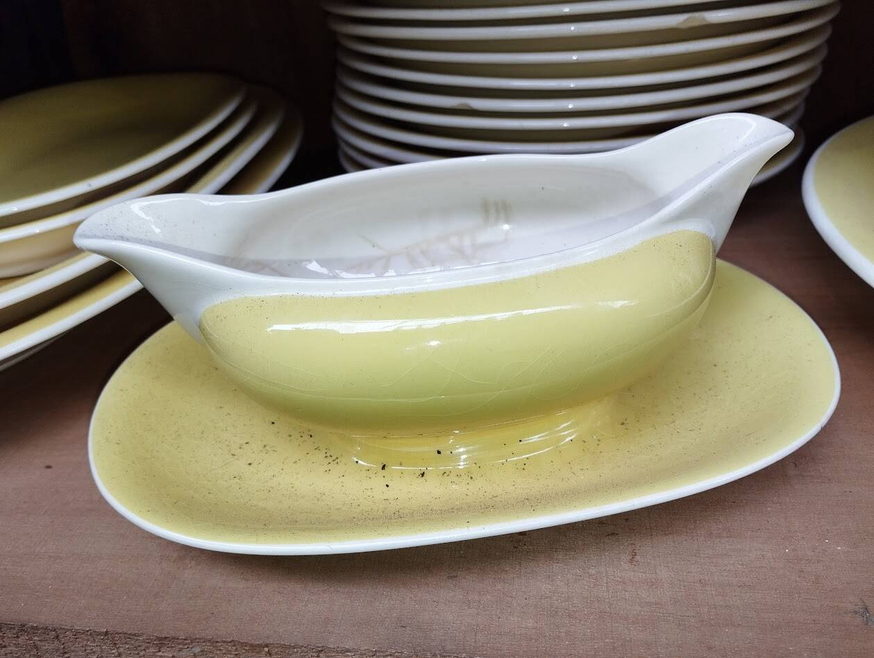 Villeroy & Boch dinnerware set