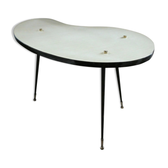 Tripod coffee table, free form from the 1950s