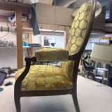 Voltaire armchair with a rack mechanism
