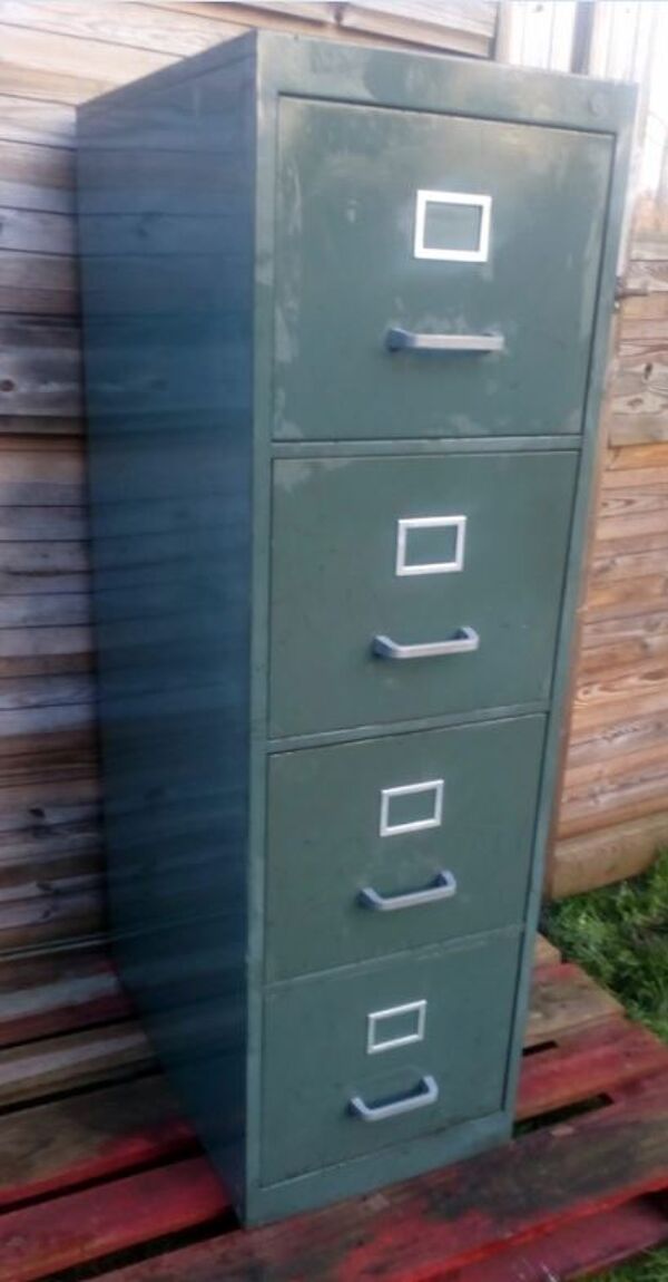 Classeur métallique industriel '' Strafor