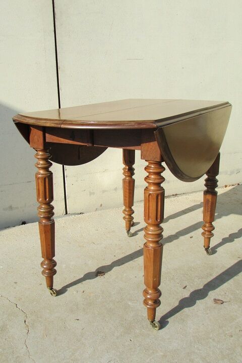 Table Walnut expandable foot umbrella