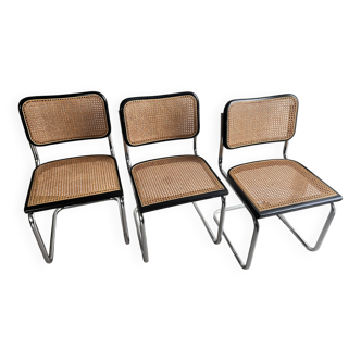 Black B32 chairs by Marcel Breuer