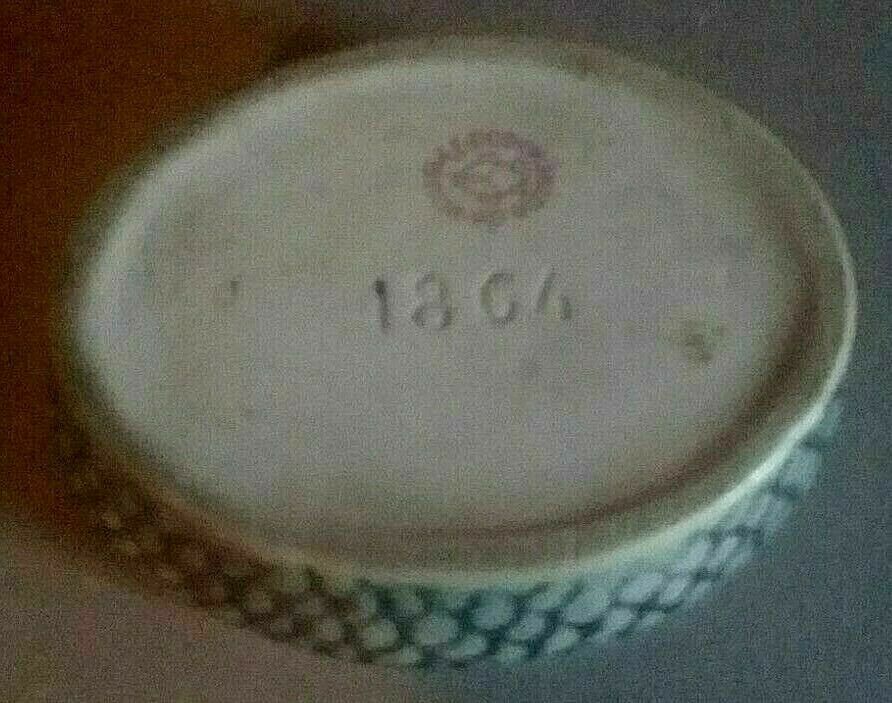 Bonbonnière en porcelaine poisson porcelaine de France