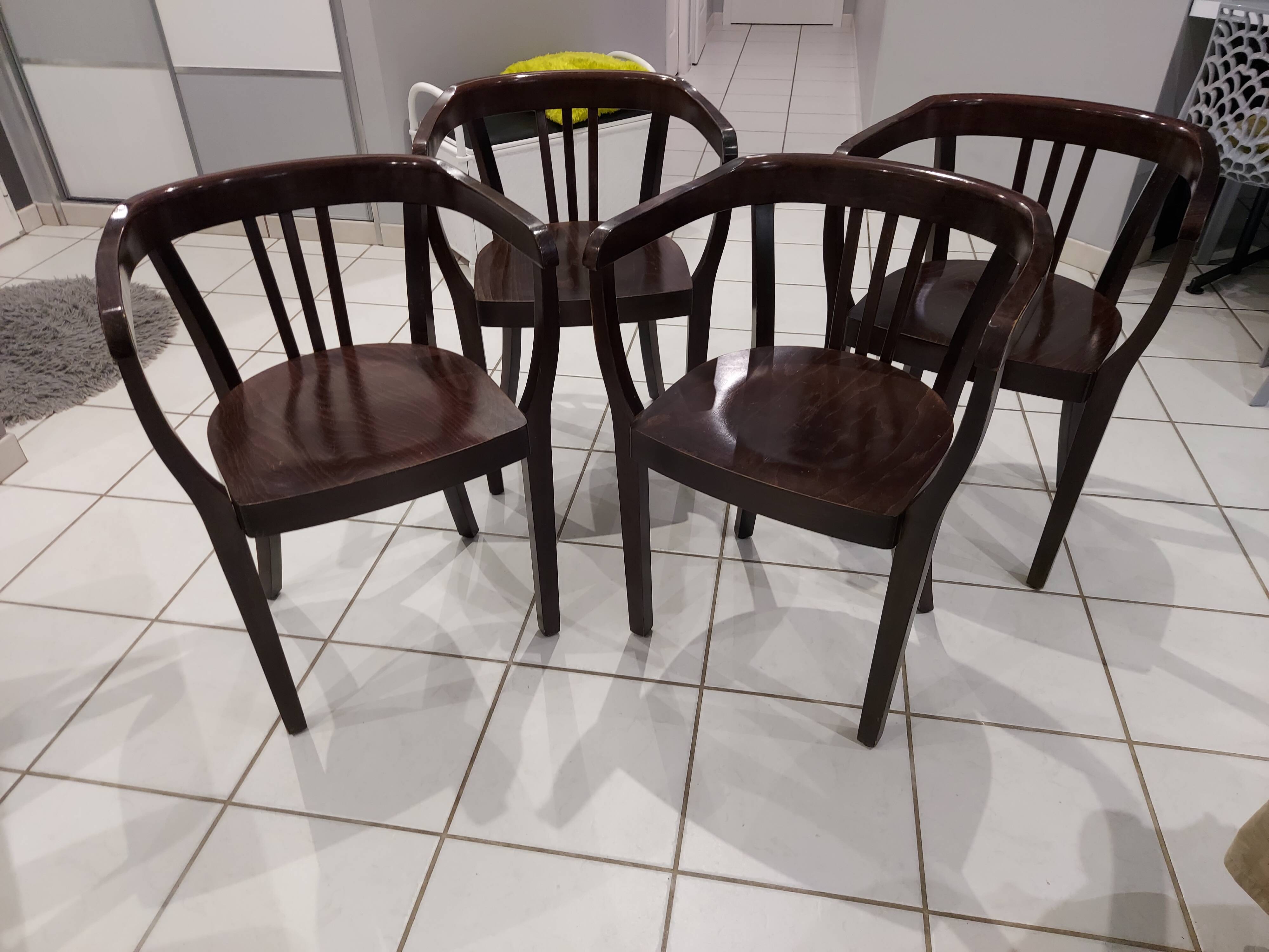 Suite de 4 fauteuils bistrot vintage