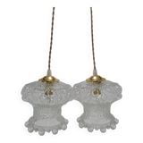 Pair of suspensions