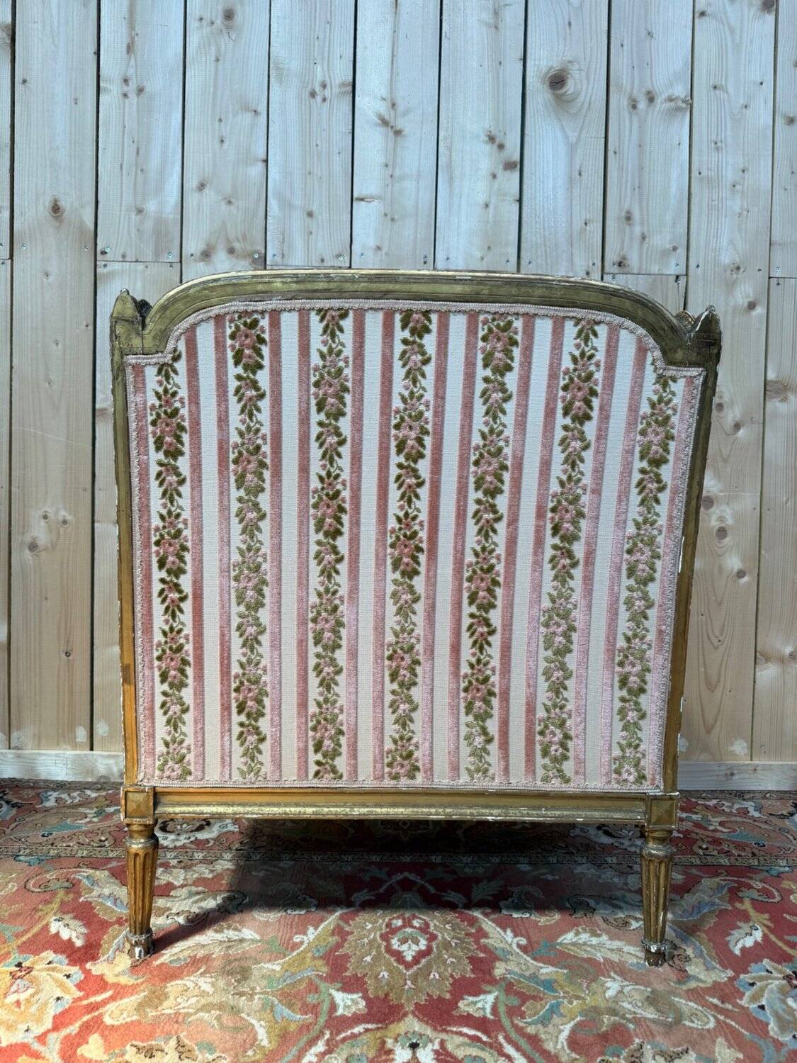 Fauteuil - Bergère à oreilles style Louis XVI "JANSEN"