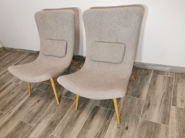 Paire de fauteuils restaurée par Miroslav Navratil