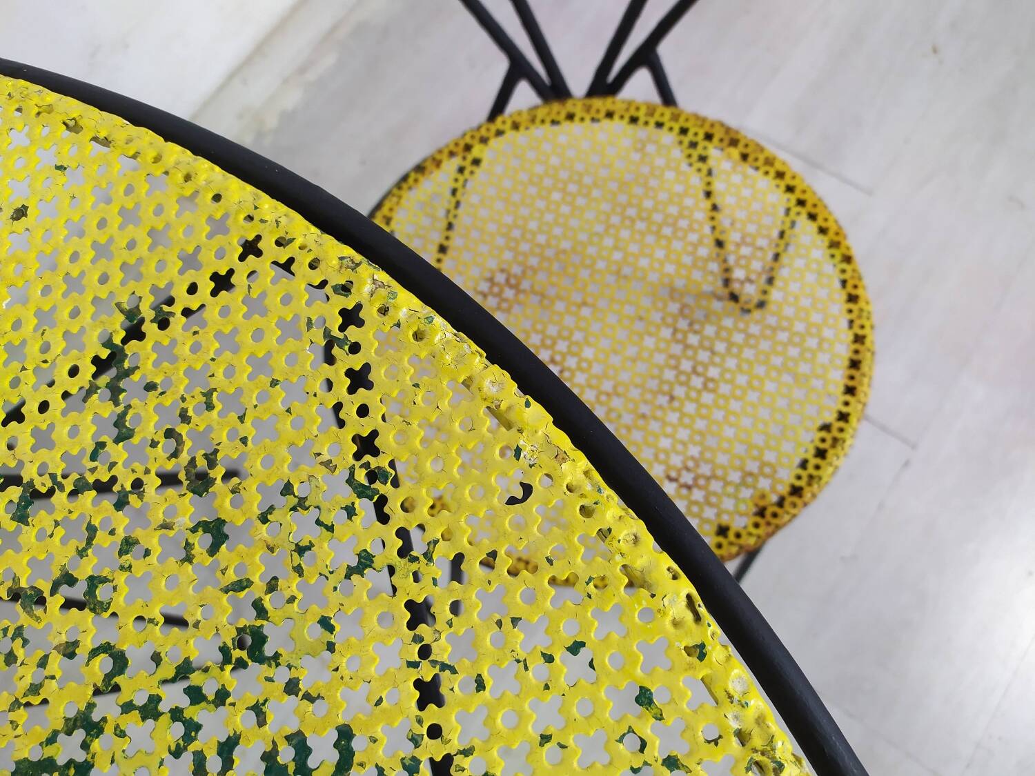 Mathieu Matégot garden lounge