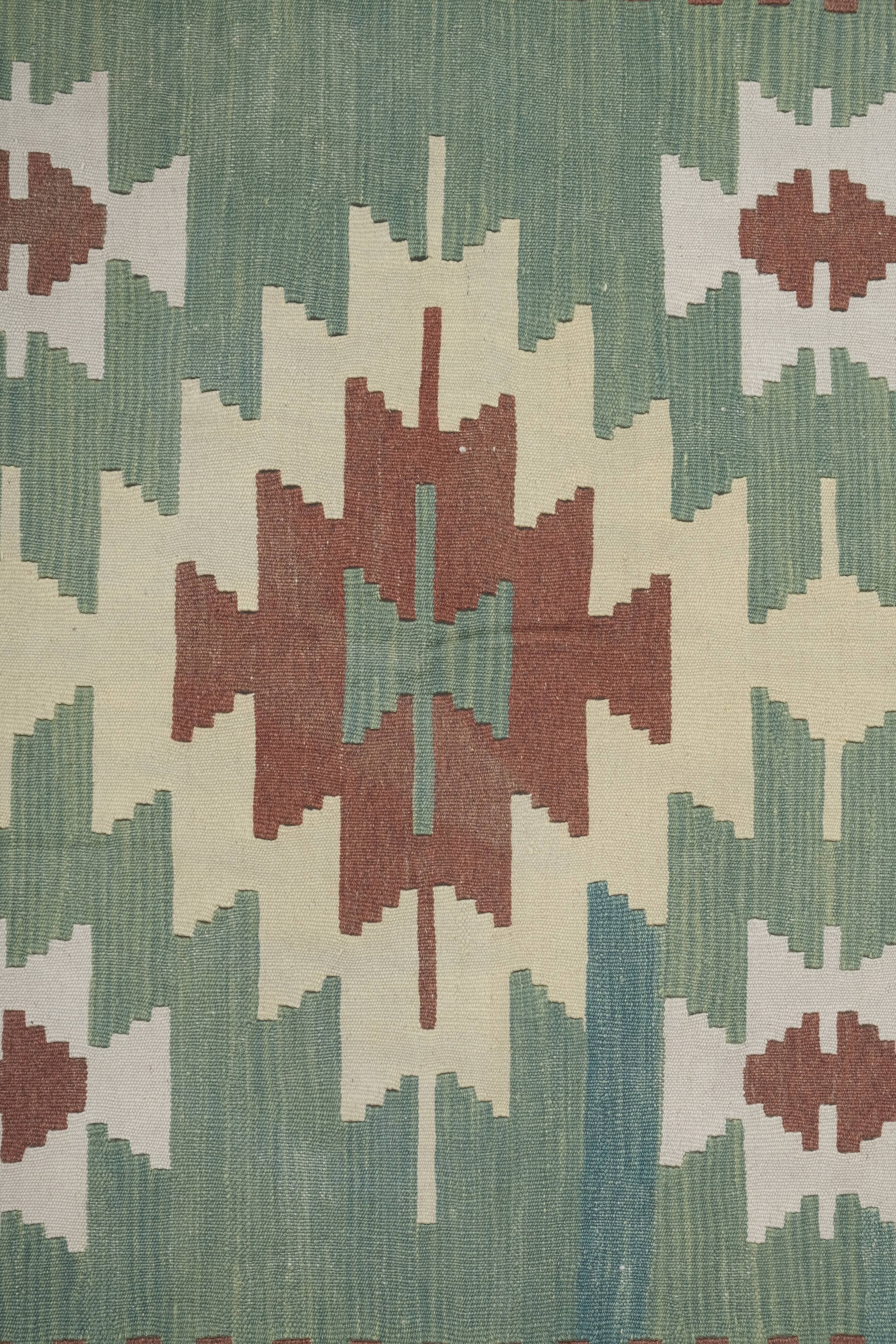 Rug 177x243 cm