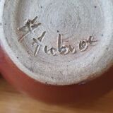 Vase en grès signé