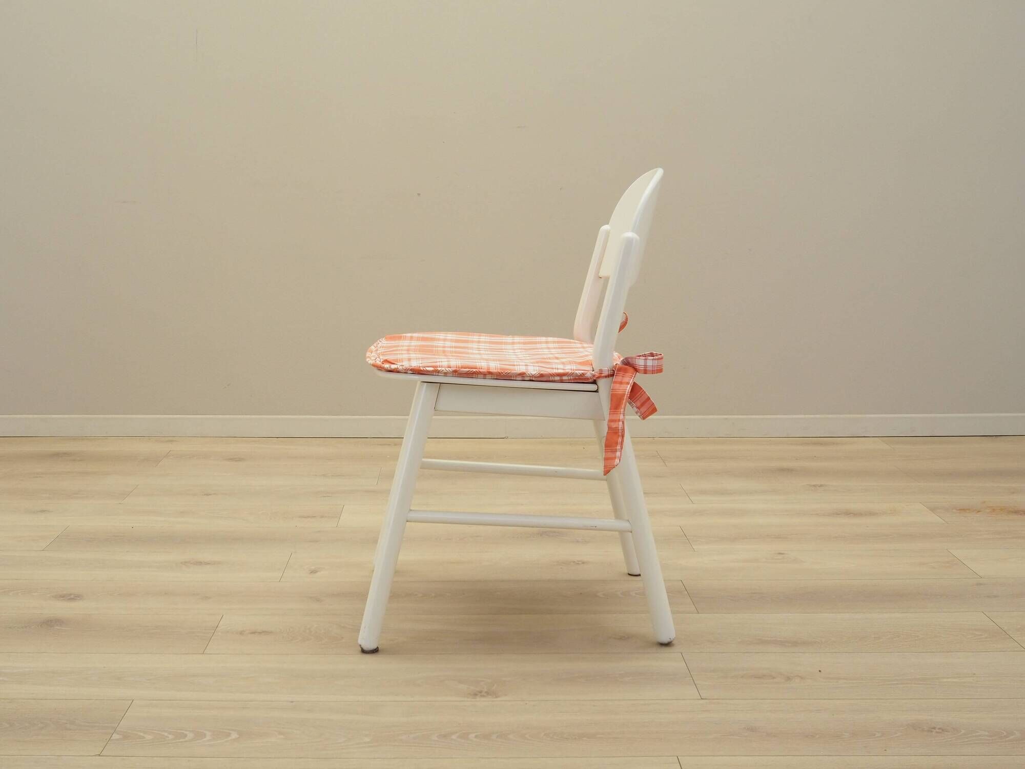 Set of four beech chairs, Italian design, 1970s, production: Italy
