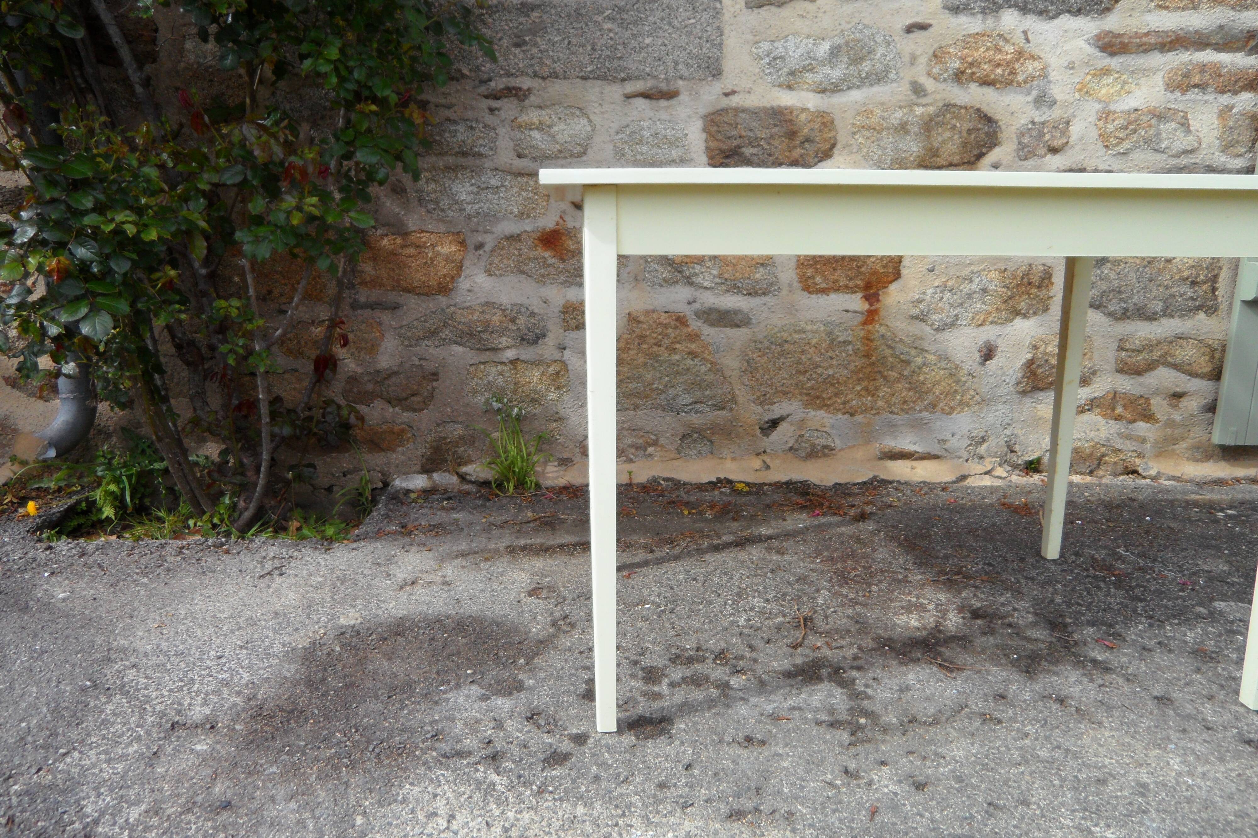 Table dairy Yoplait 60s vintage