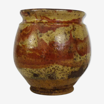 Vase ou pot à graisse en terre cuite vert vernissé. XIXème