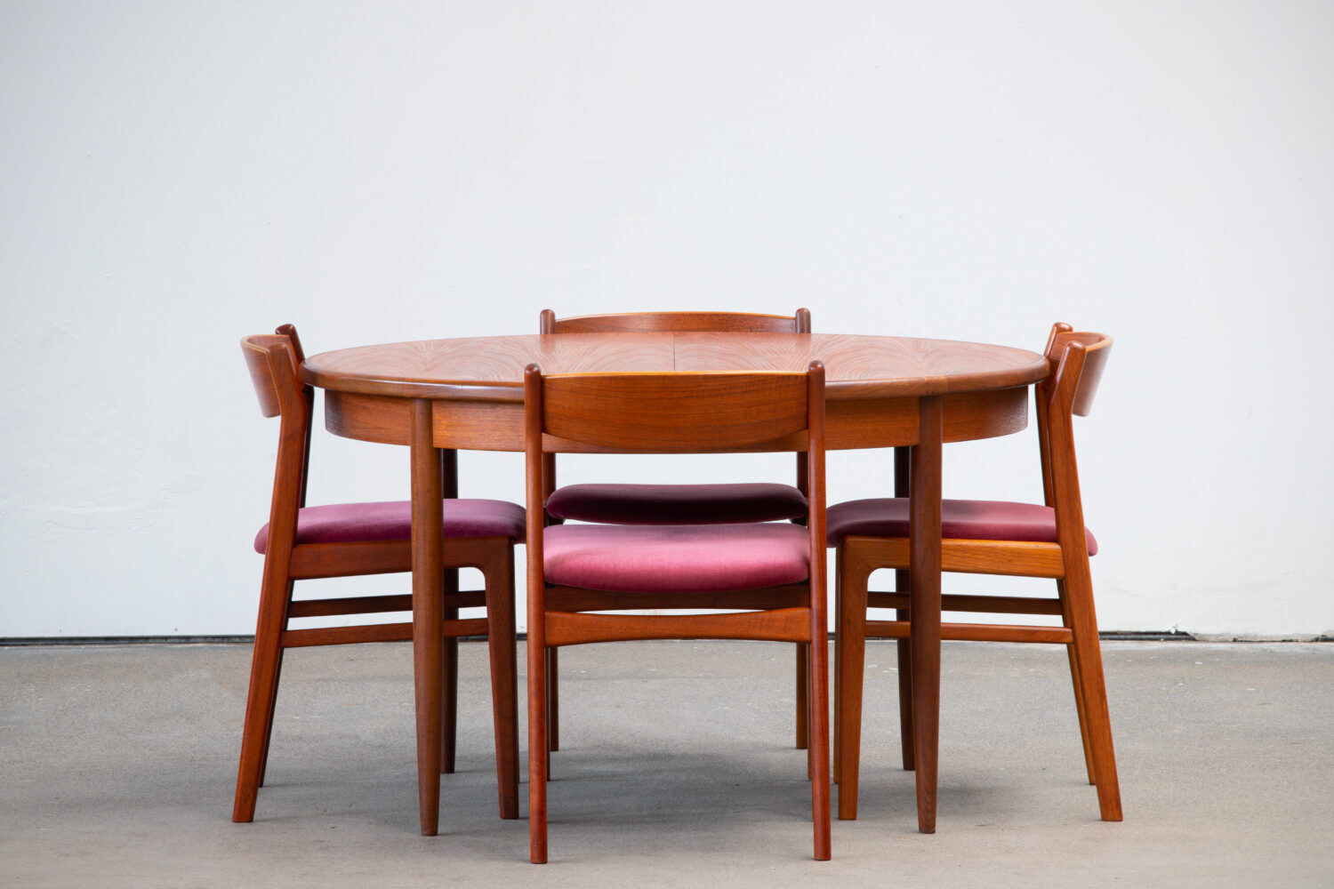 Scandinavian table G-Plan 1960