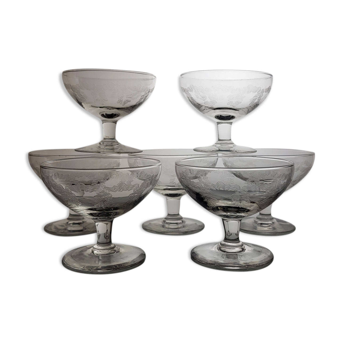 Set of 7 crystal champagne glasses