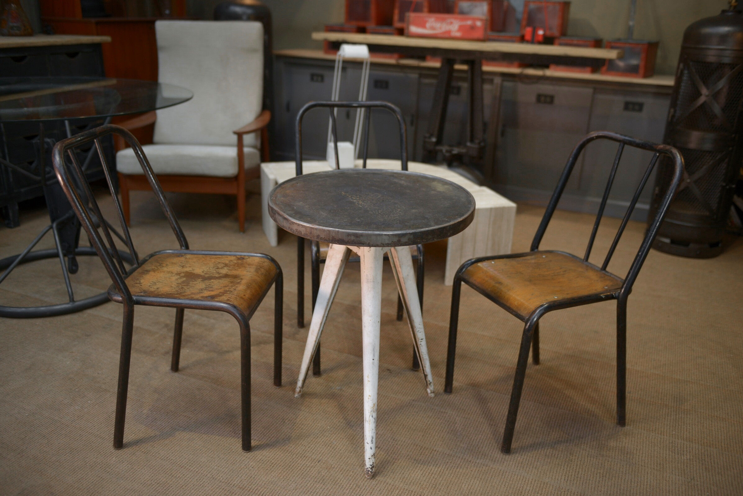 Art deco terrace bistro table in metal 1930