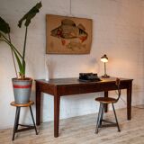 Table antique avec 2 tiroirs en patine