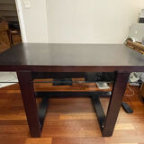 Laminate wood desk