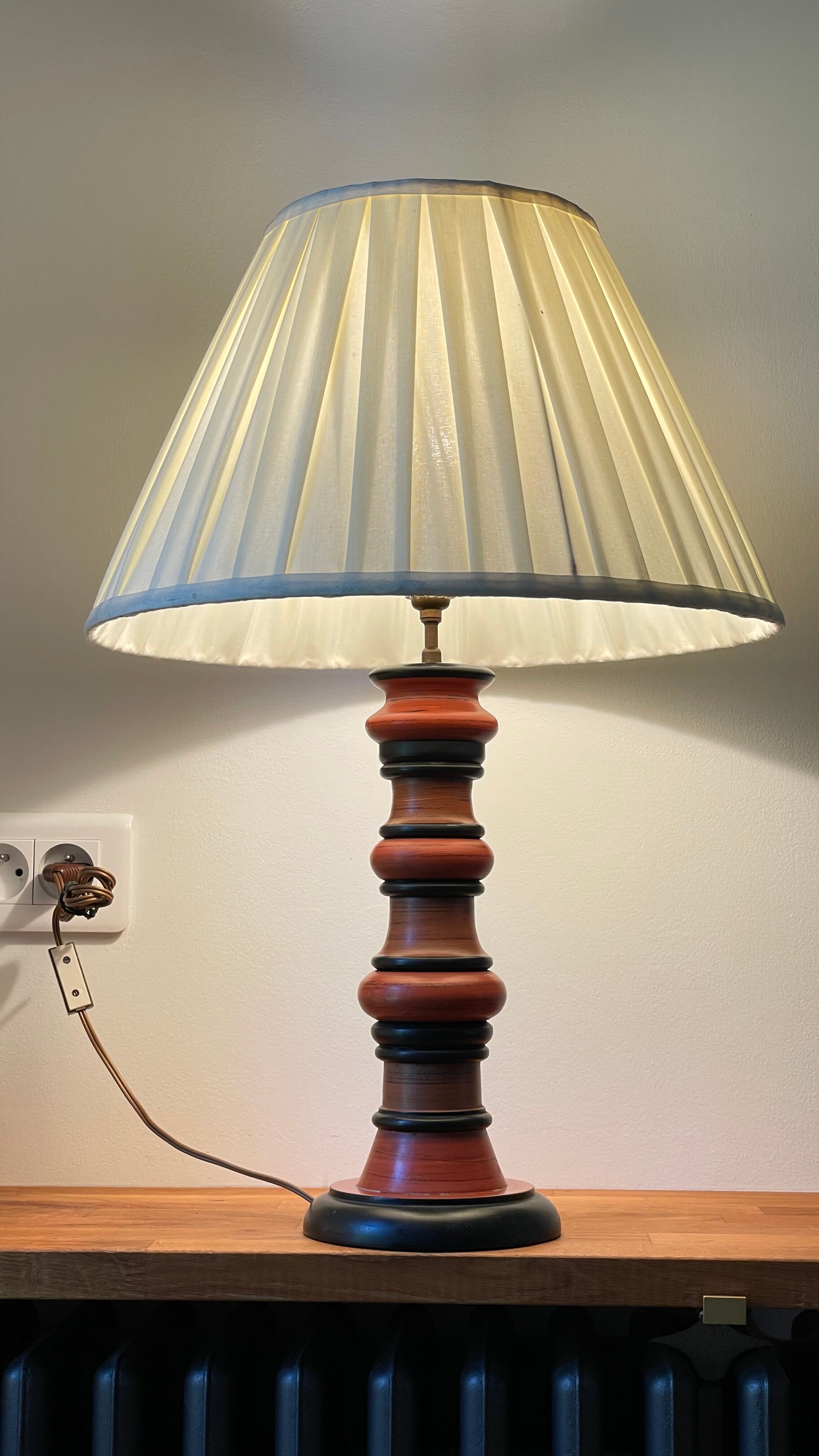 Vintage Italian turned wood lamp