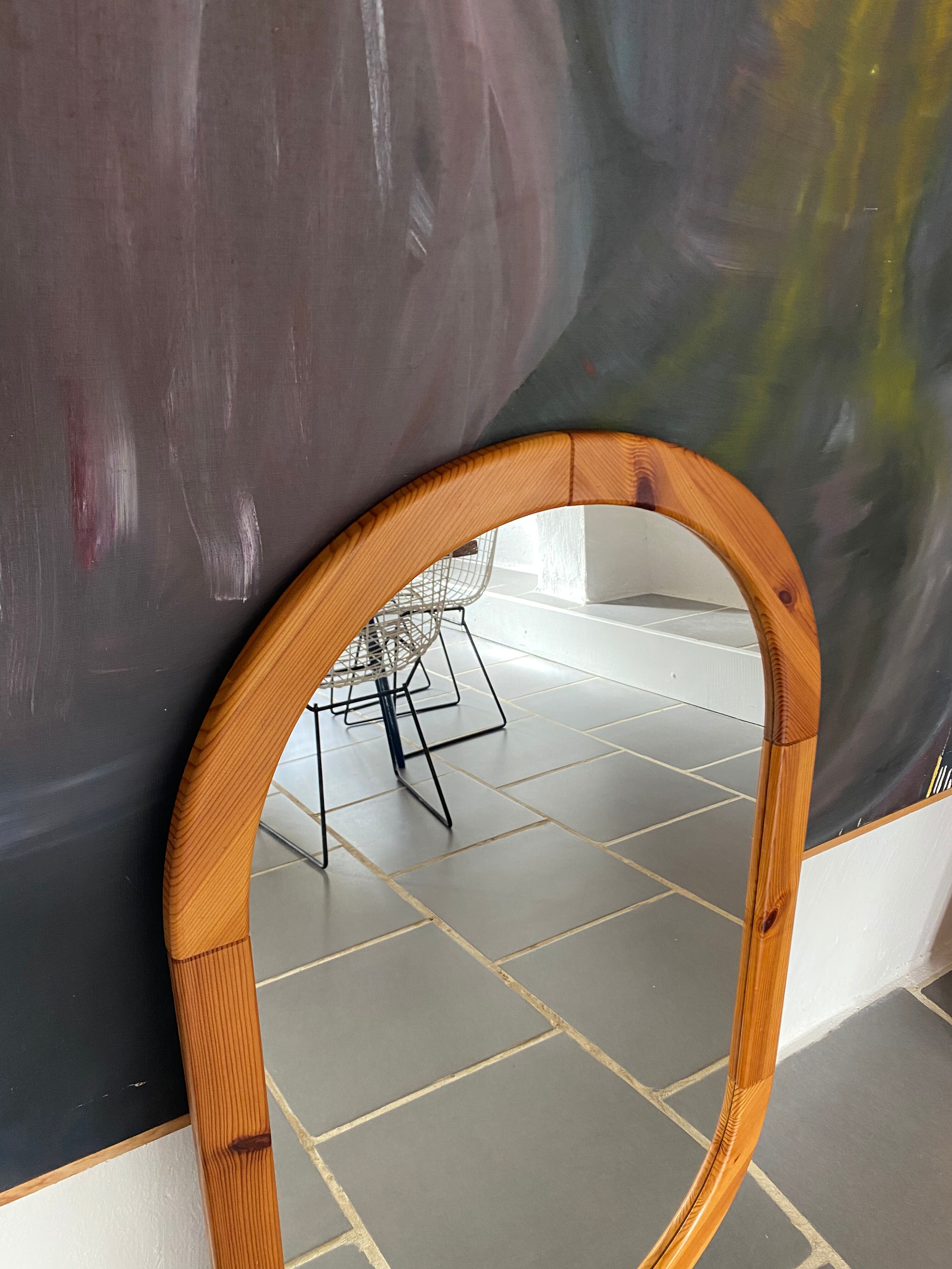 Oval mirror in vintage pine, 100x60 cm