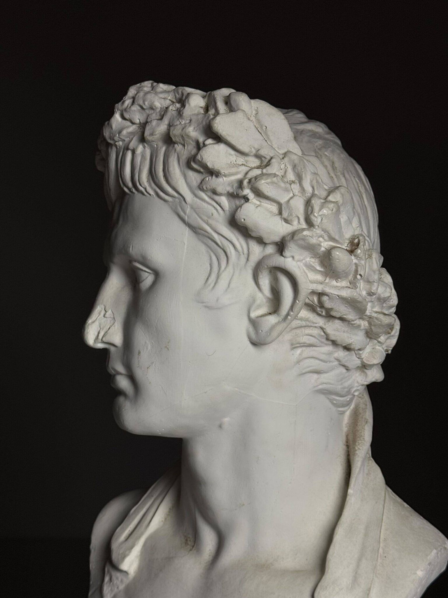 Buste en plâtre de l'empereur Auguste