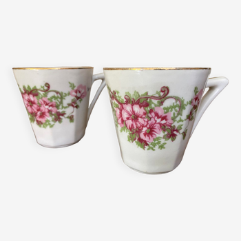 Lot de 2 tasses porcelaine décor guirlande fleurs roses