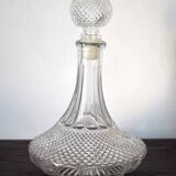 Carafe à vin en verre taillé diamant