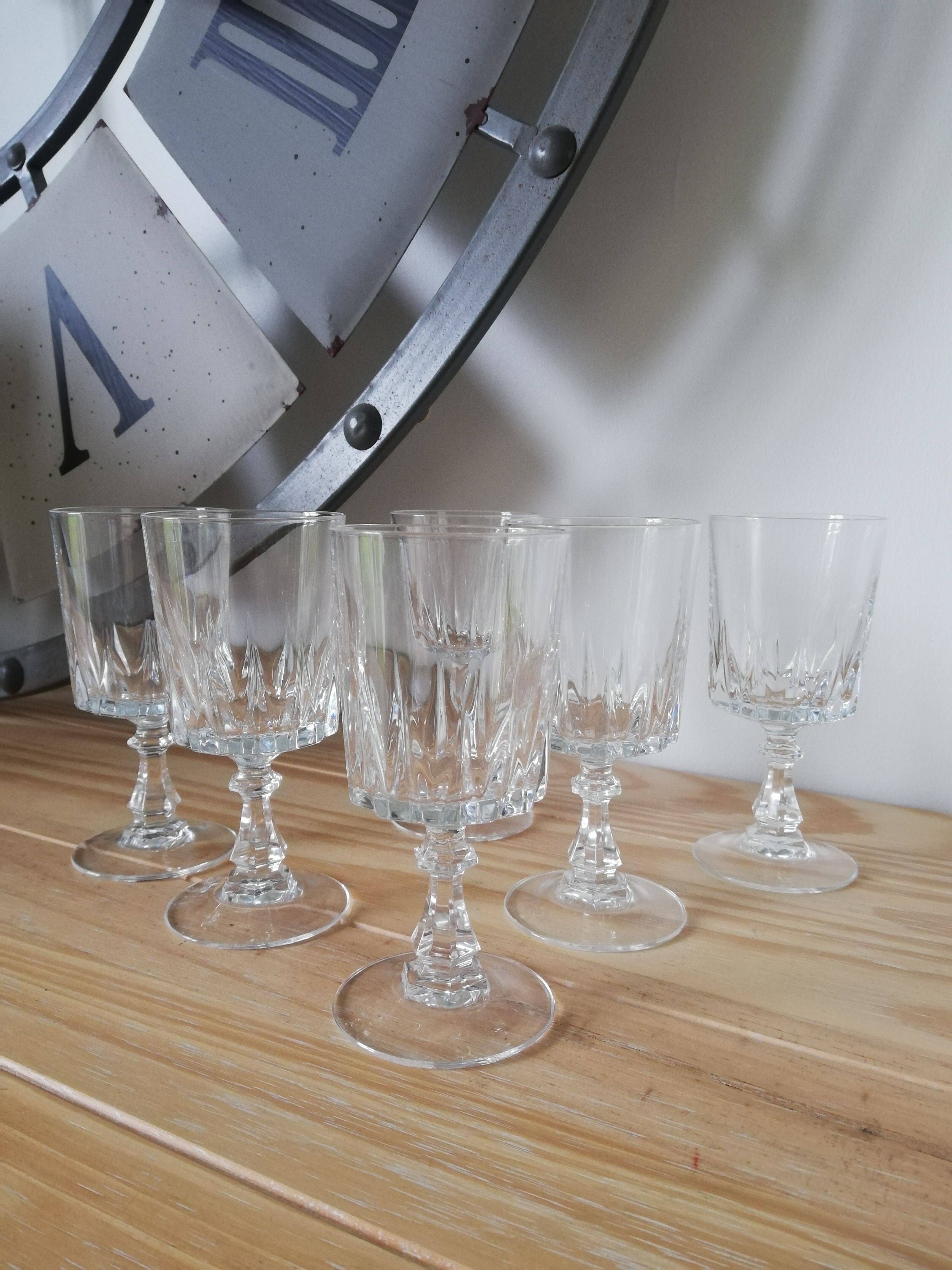 Vintage arc crystal aperitif glasses