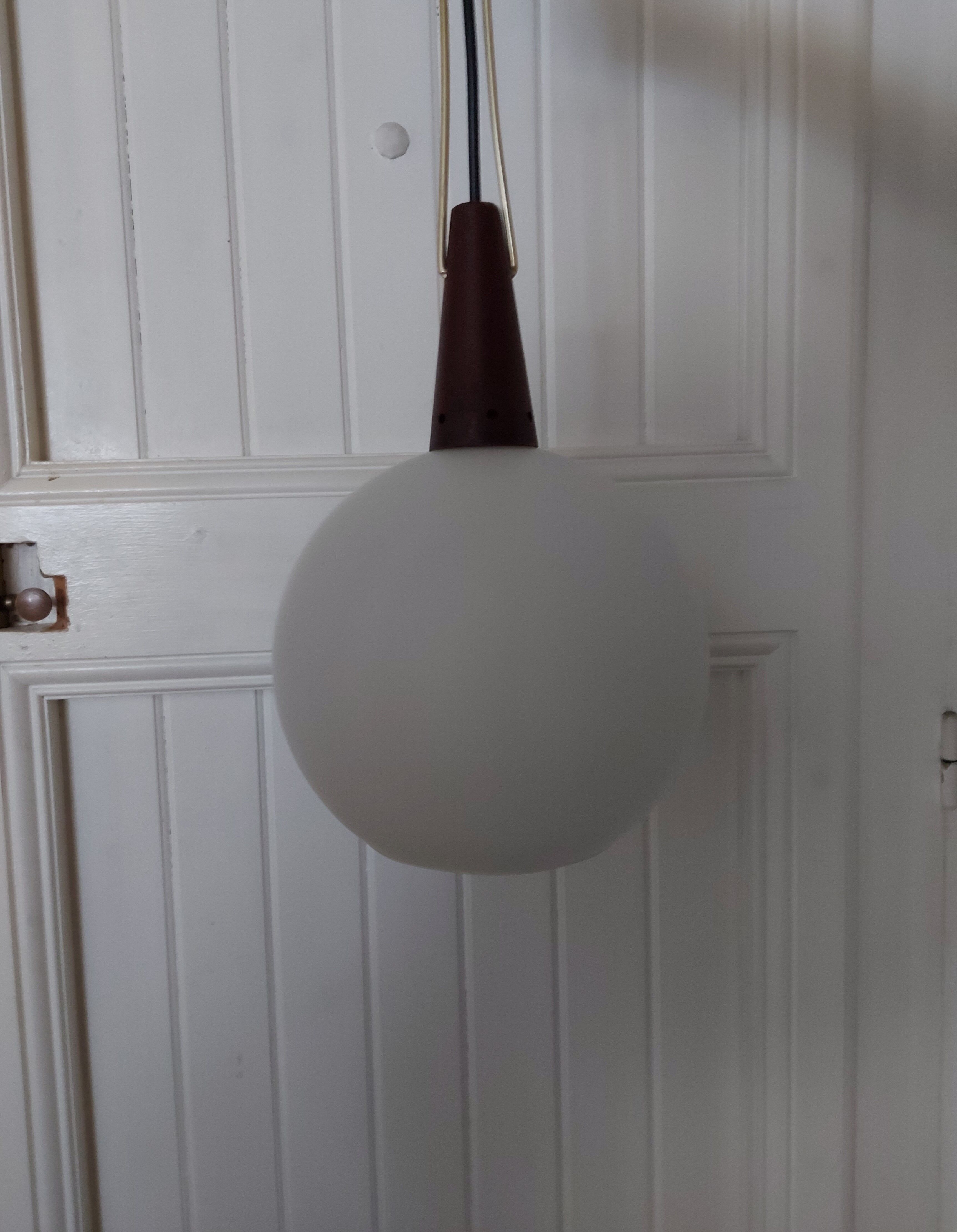 Suspension Louis Kalff