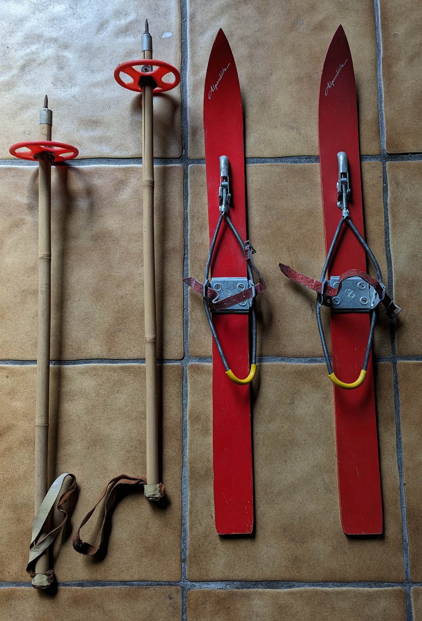 Children's ski Alpenblitz