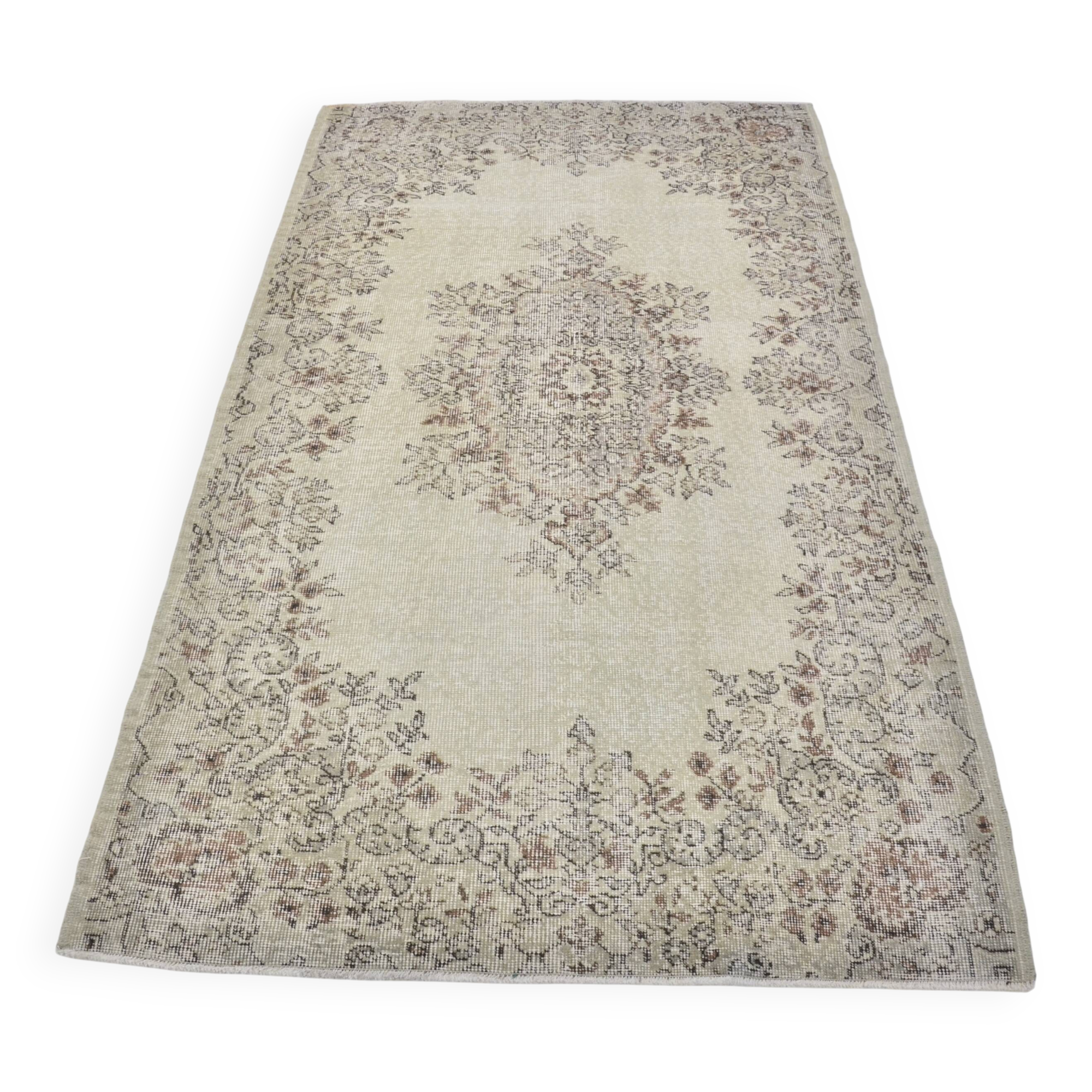 Vintage Anatolian Kurdish Rug sku3118