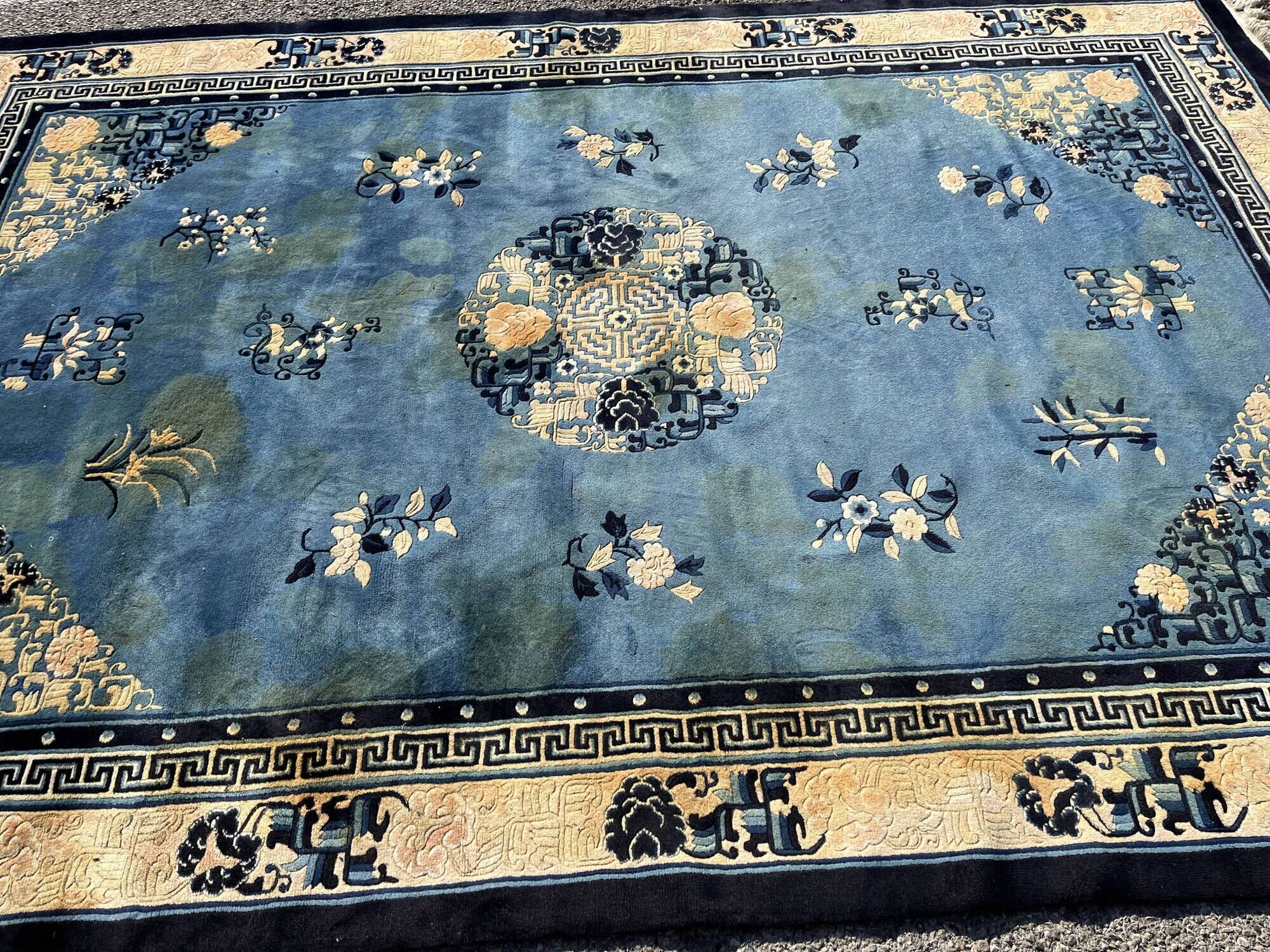 Chinese carpet Pekin antik finish, handmade, 1.82 X 2.72  M