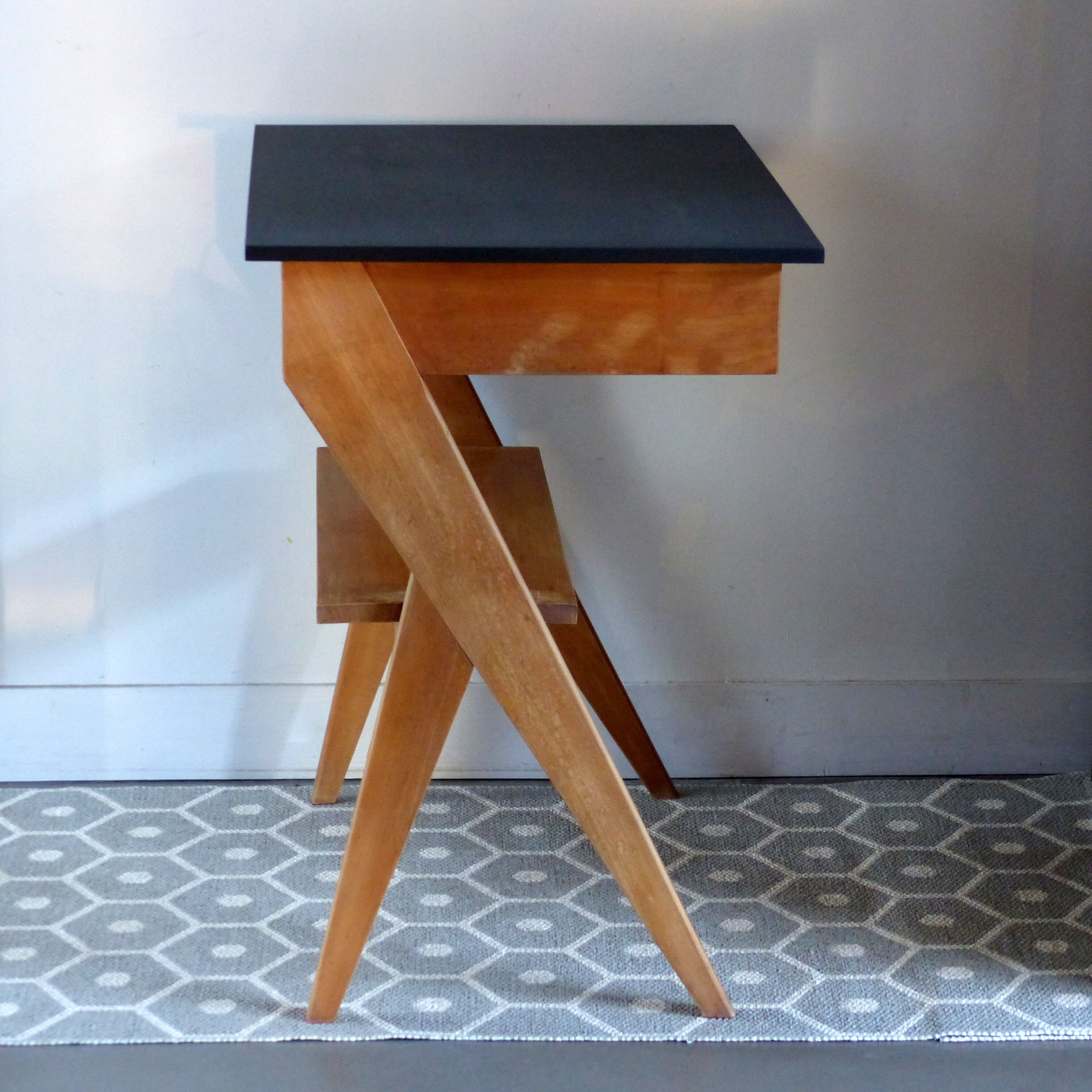 Old small desk vintage compass walk