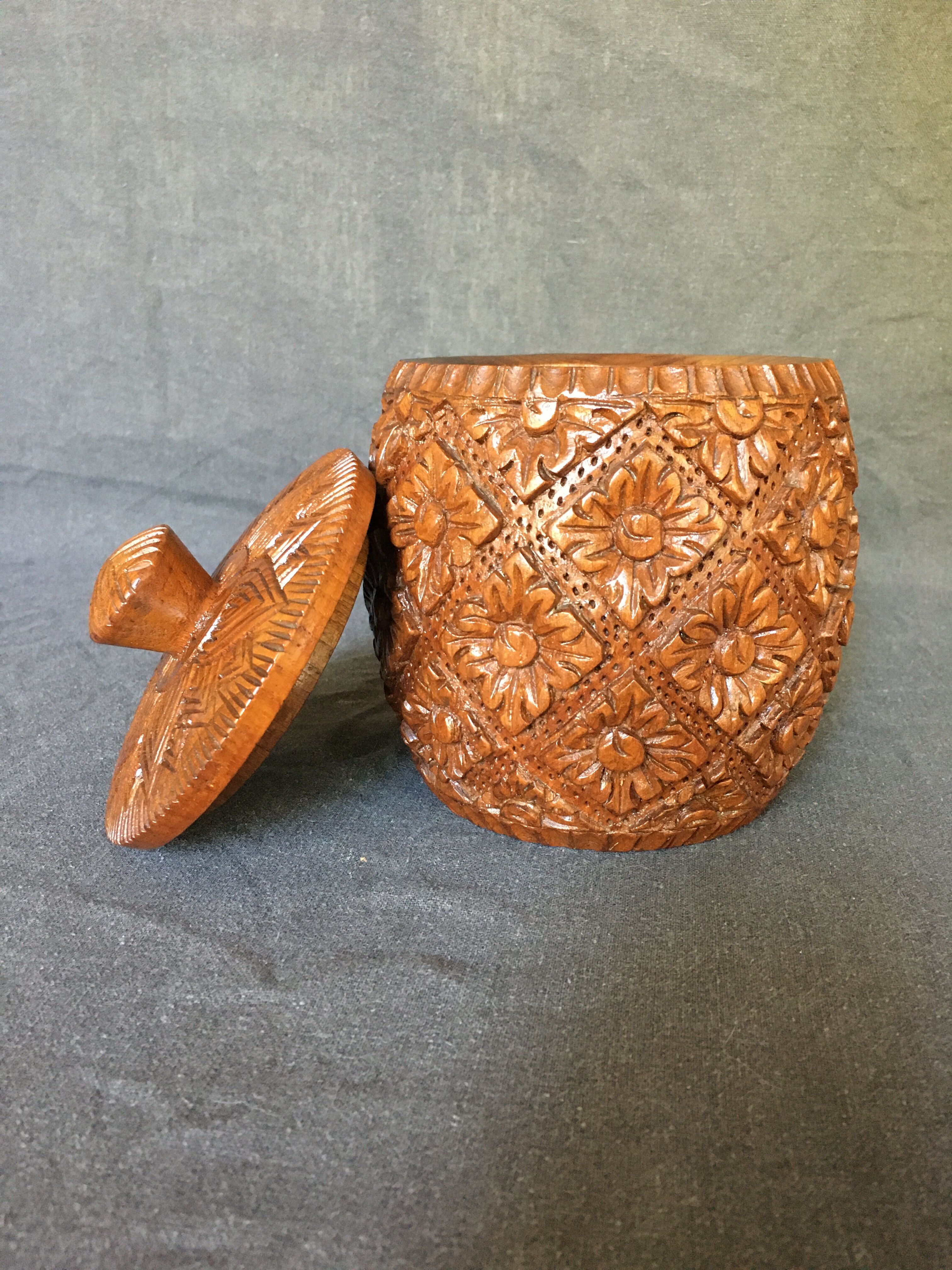 8 coasters and carved wooden box