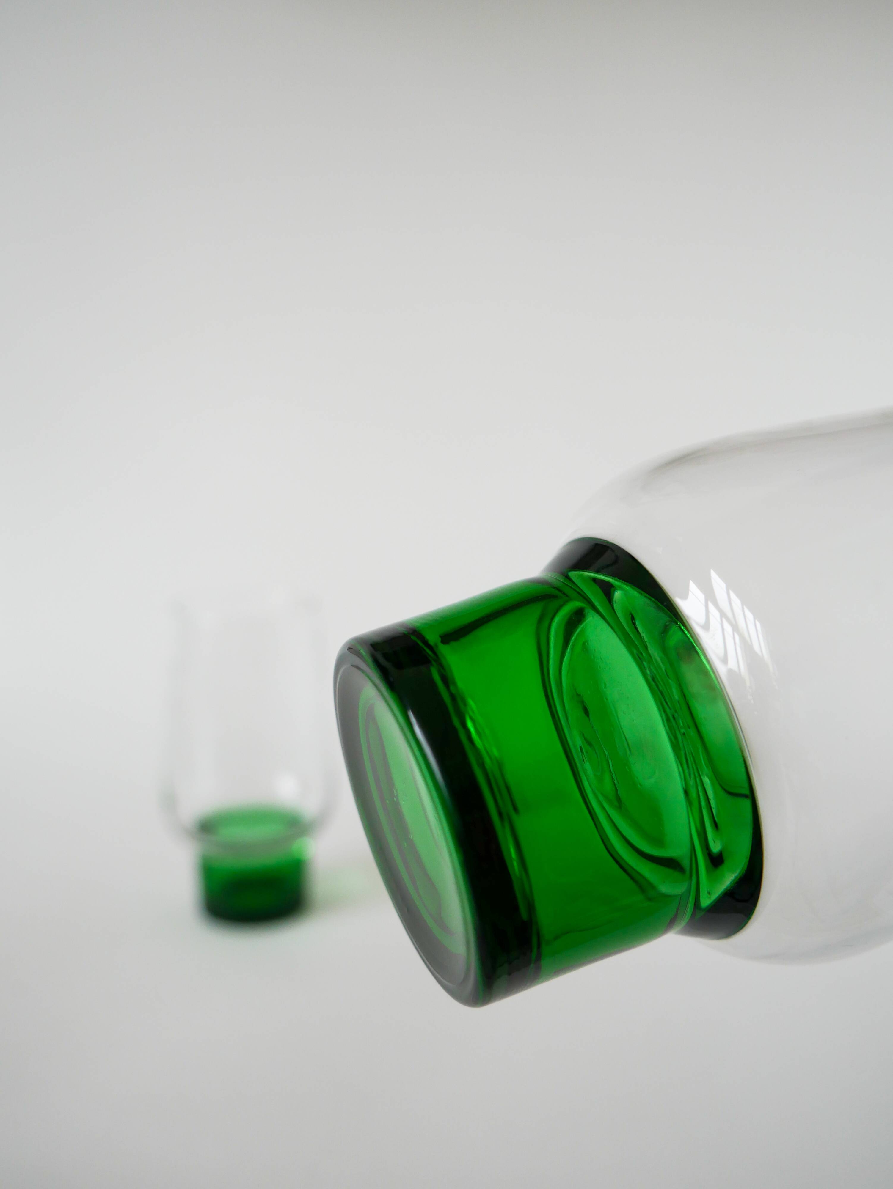 Set of 5 Long Drink Design glasses with green legs, 1970