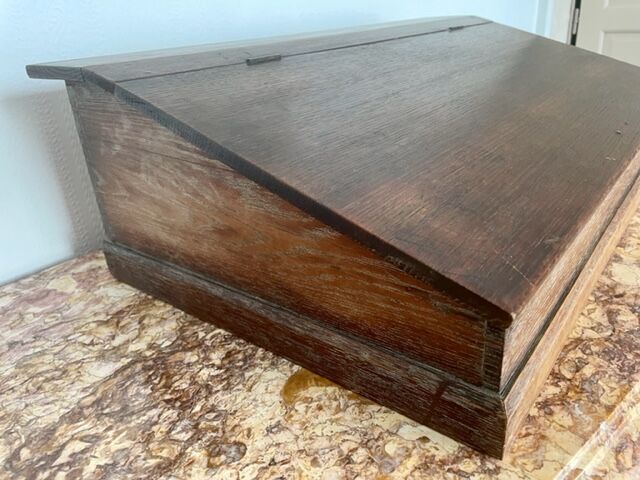 Nineteenth century oak travel writer