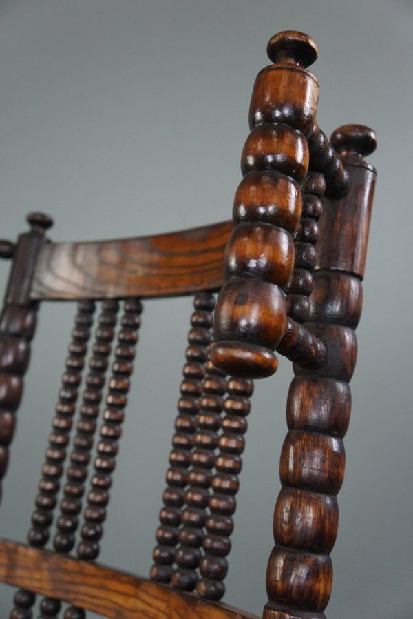 Rocking chair Antique Arts and Crafts Bobbin, English, 19th century