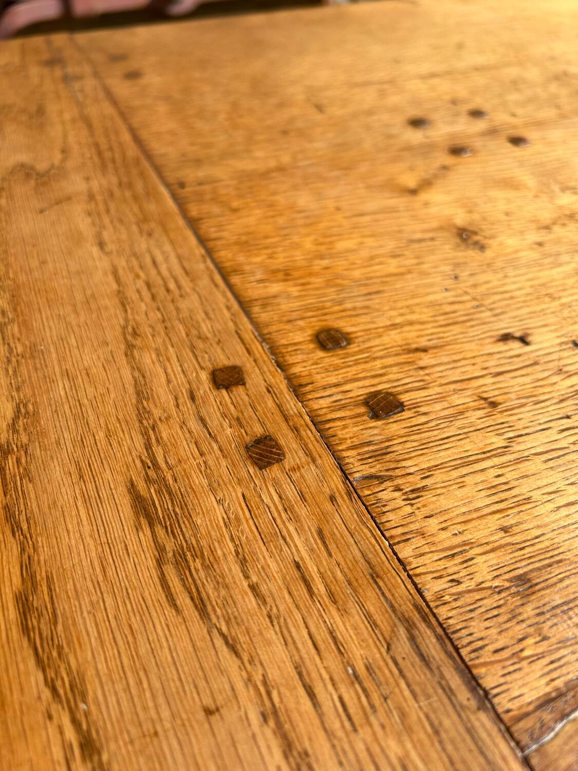 Farm table