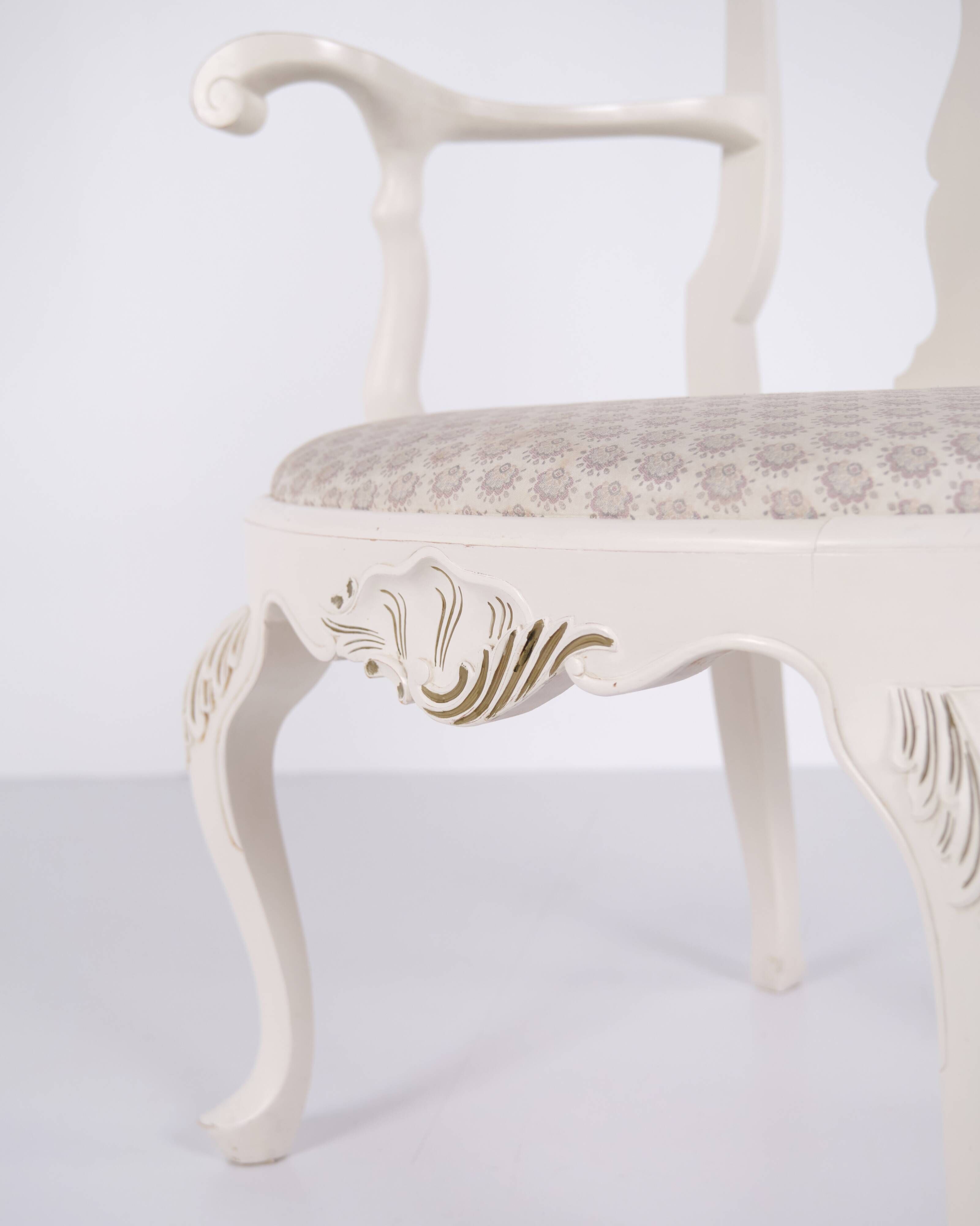 A pair of armchairs – neo rococo style – white painted with decorative details – 1920s