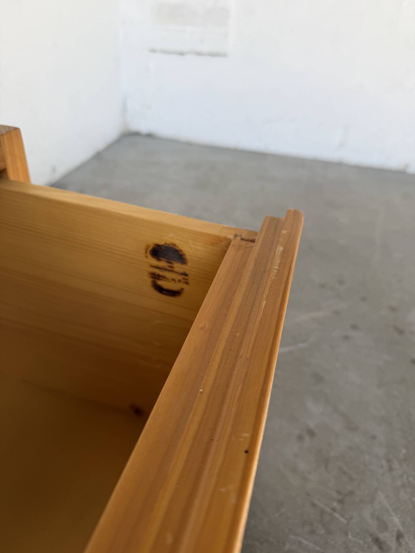 Bedside cabinet pine Maison Regain