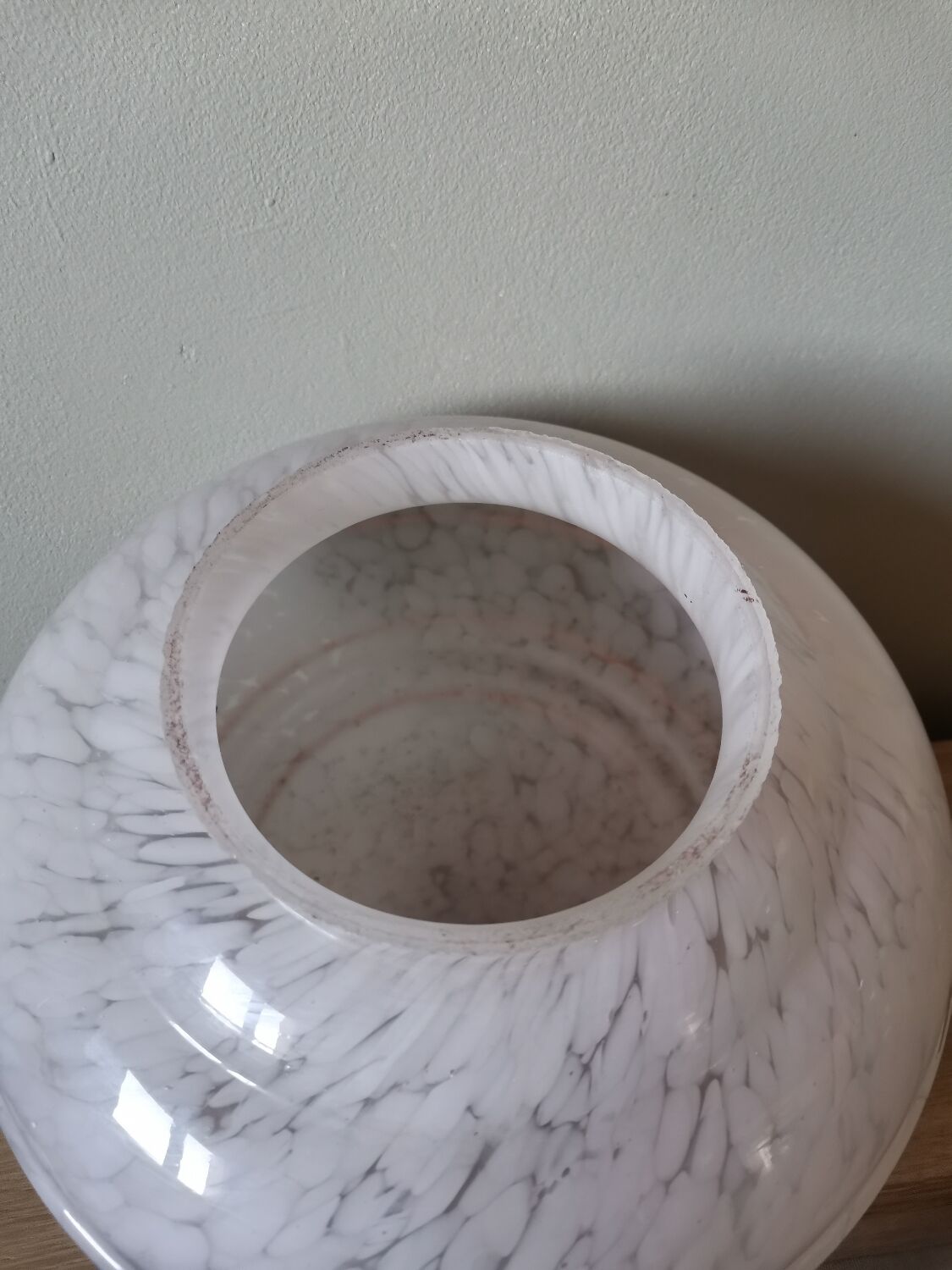 Lamp globe supension vintage ceiling lamp in white clichy glass Golden border