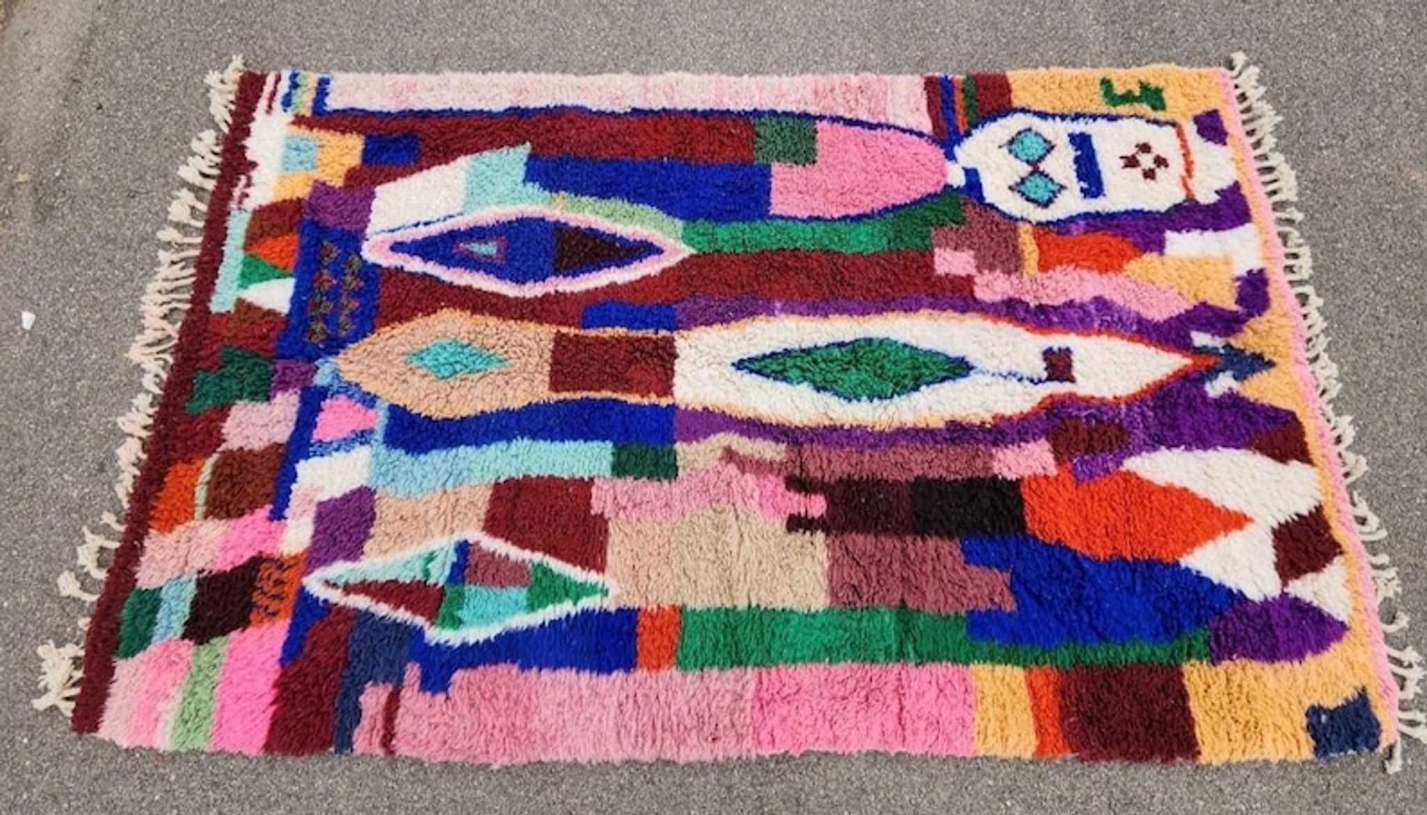Grand tapis berbère marocain multicolore 350x200 cm – motifs géométriques