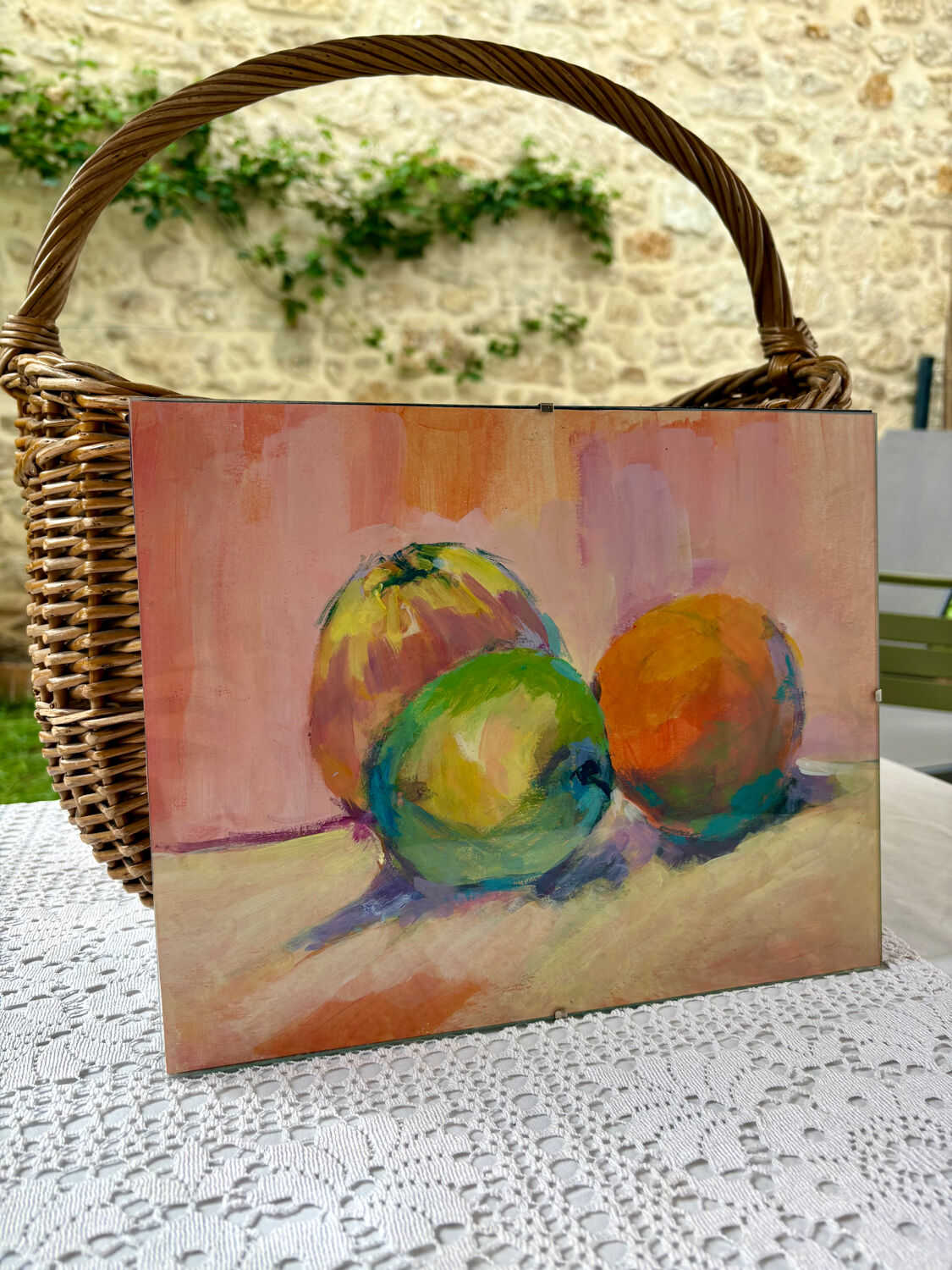 Acrylic painting 3 apples