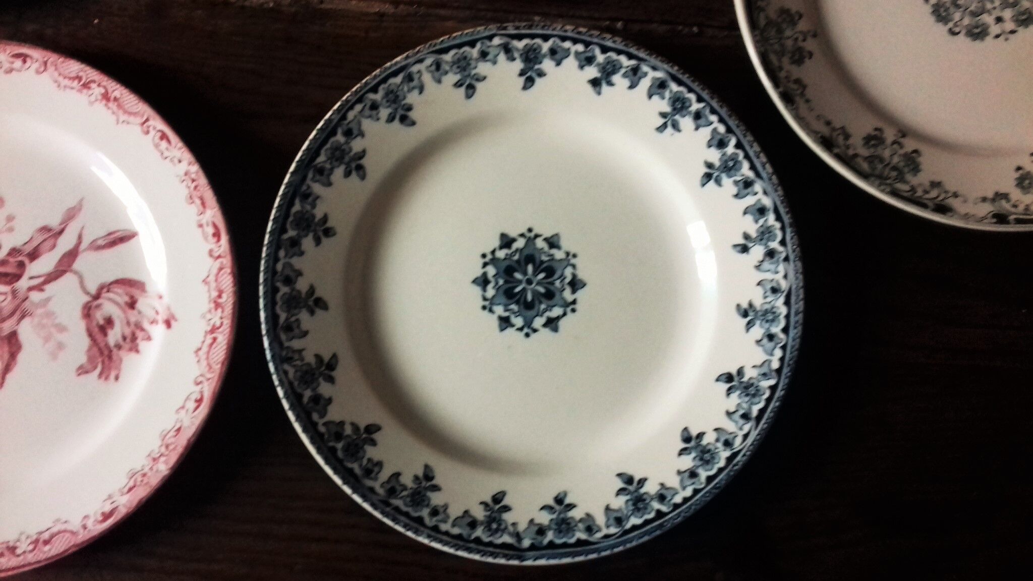 Lot 5 plates Terre de Fer Badonviller Sarreguemines
