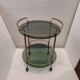 Table d'appoint / barcart / serveuse milieu de siècle, laiton doré et verre fumé, années 70 - Italie.