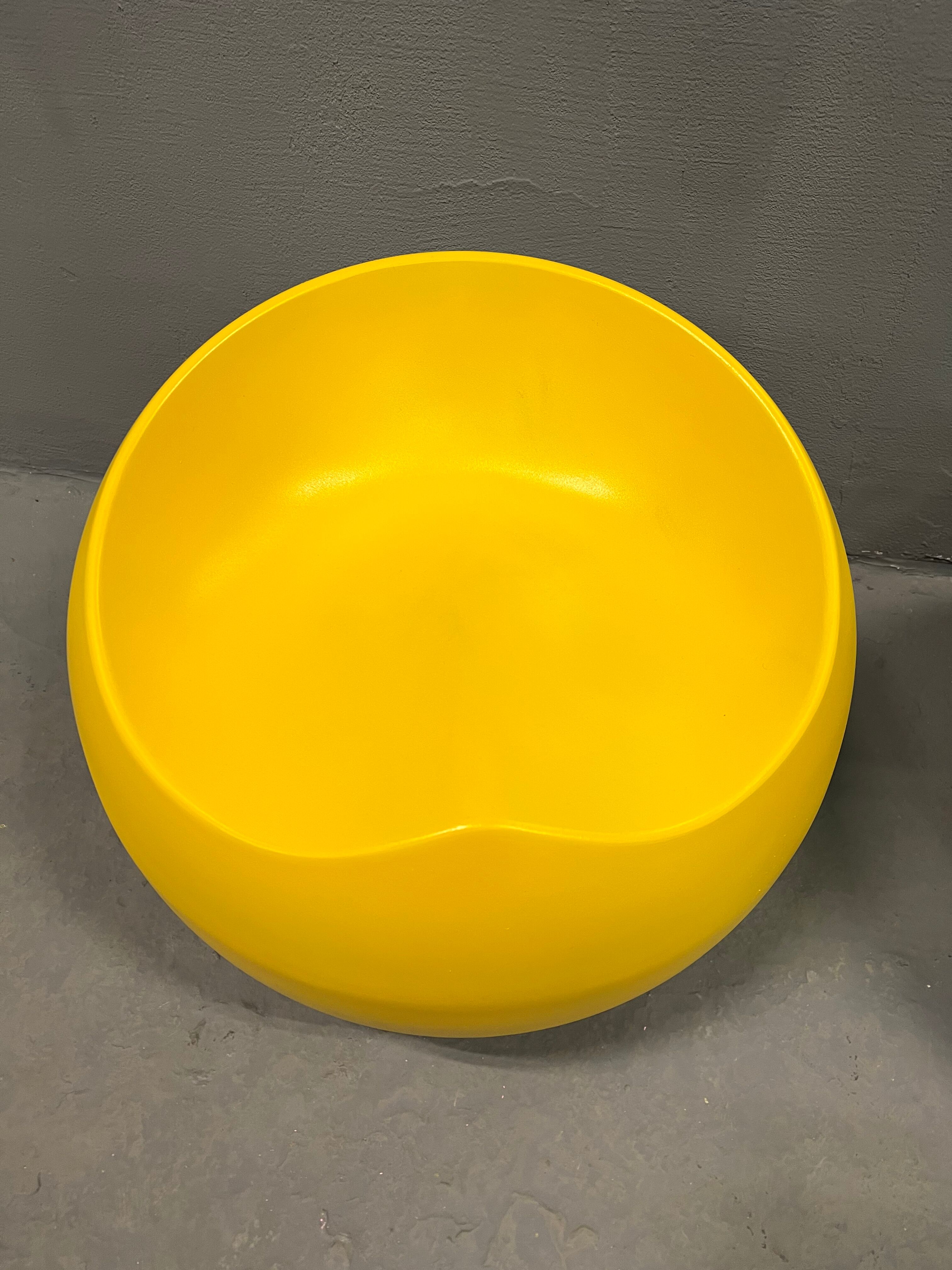 Ball chairs Yellow & blue