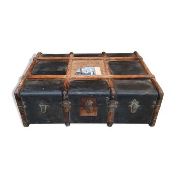Travel trunk