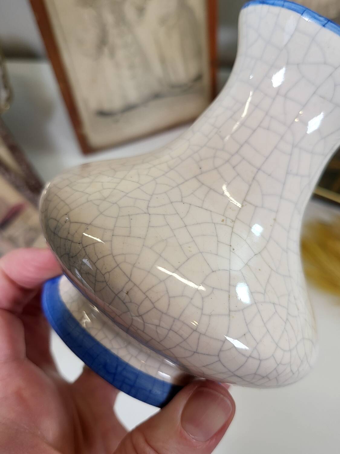 Small ceramic vase with cracked look