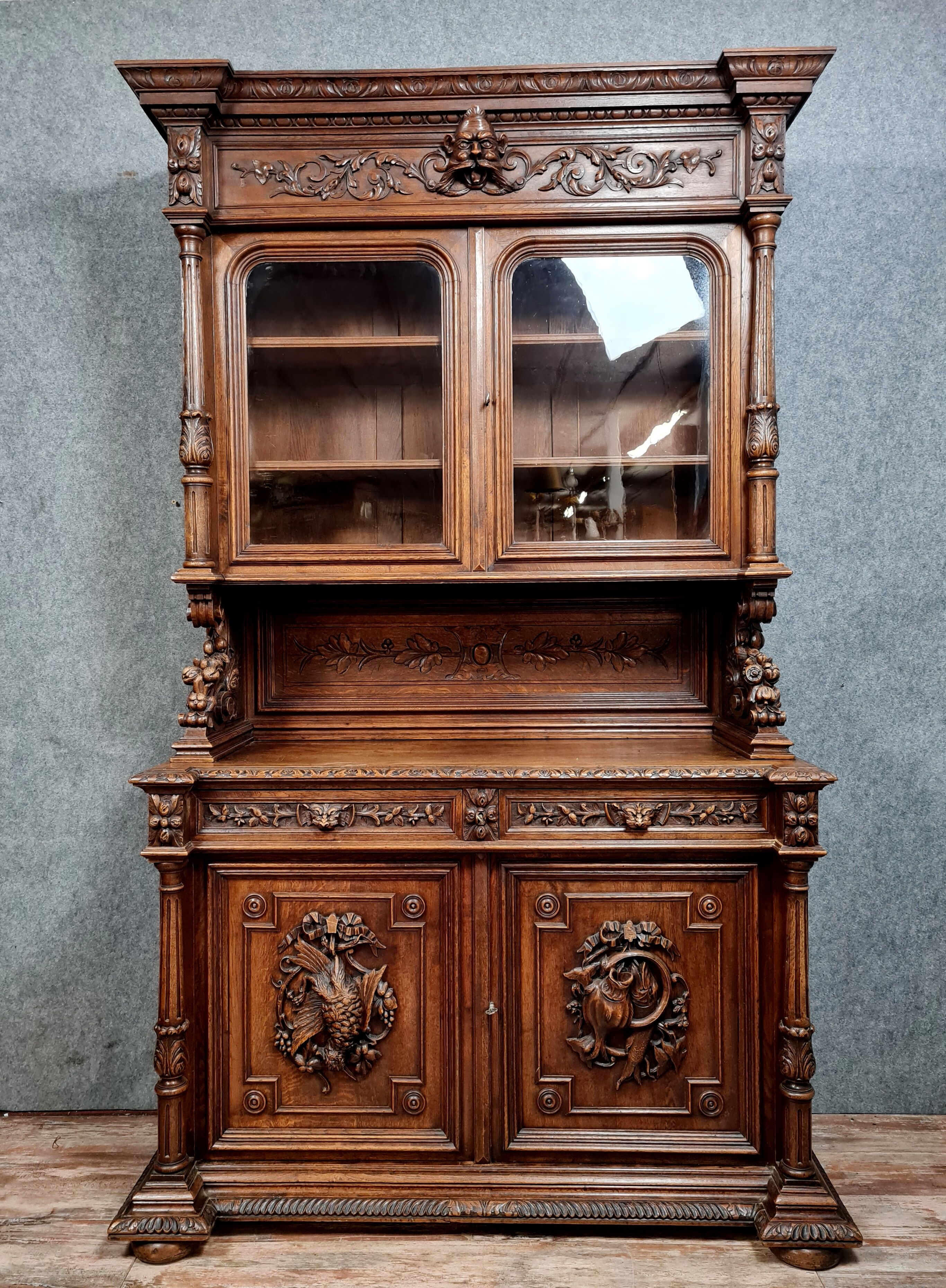 Buffet library of hunting lodge in solid oak around 1850