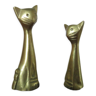 Couple of stylized cats in brass 70s